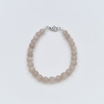 Perlenarmband light grey